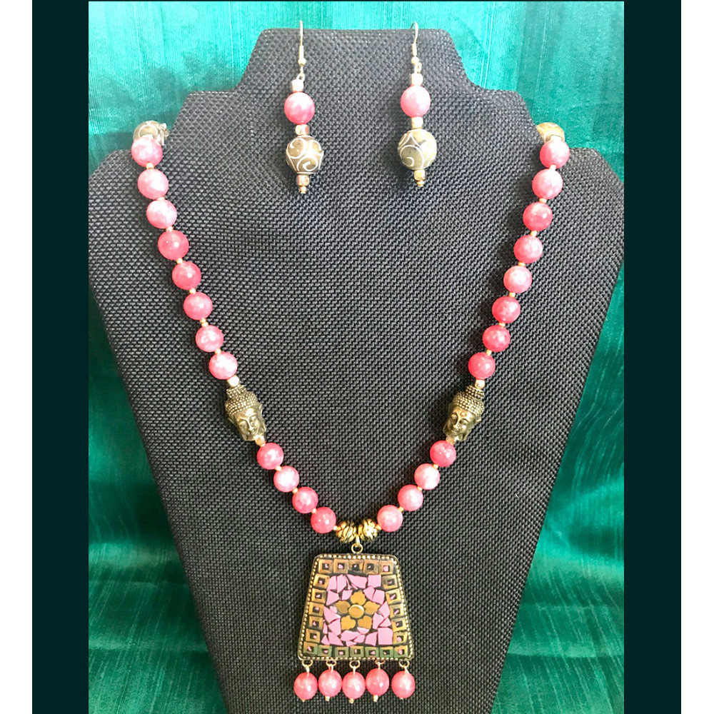 CBHJ4 Pink beads with Antique Gold Pendant